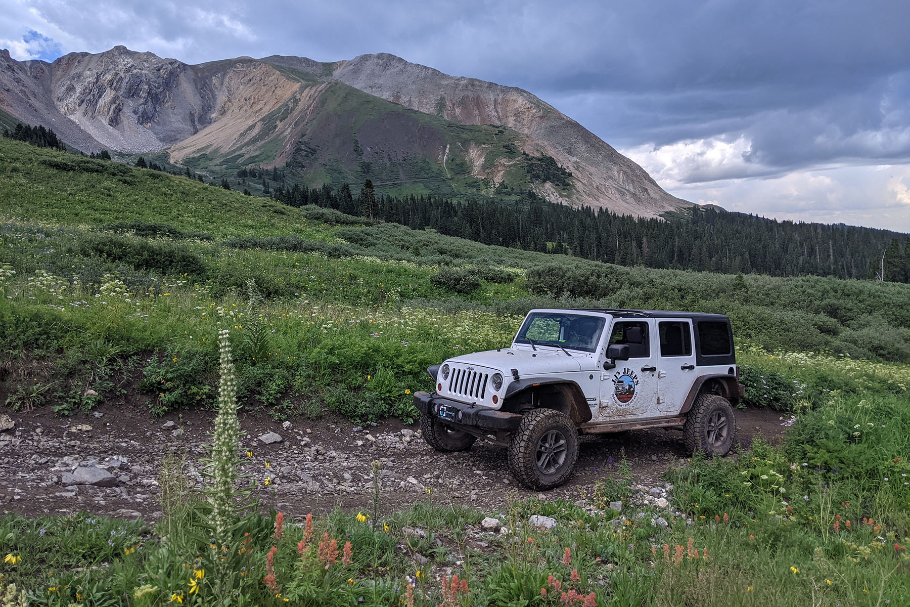 JJ’s Jeeps - Custom Guided Crested Butte 4x4 Tours