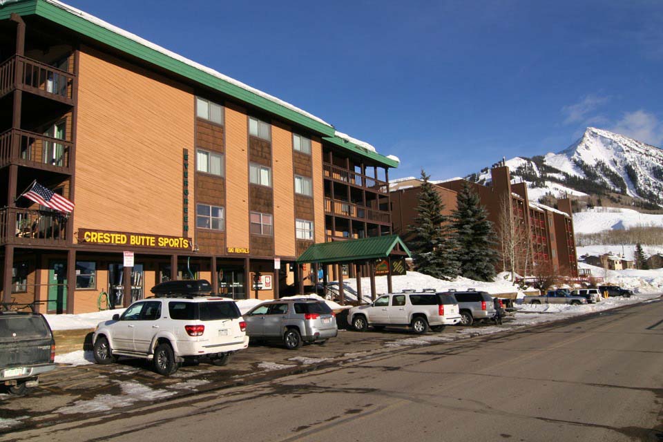 Crested Butte Sports - Ski and Mountain Bike Sales Rentals & Repair