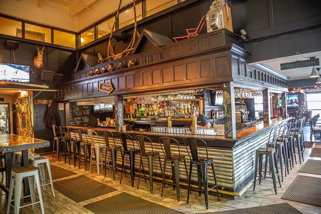 Iron Horse Tap - Mt Crested Butte Slopeside Restaurant & Bar