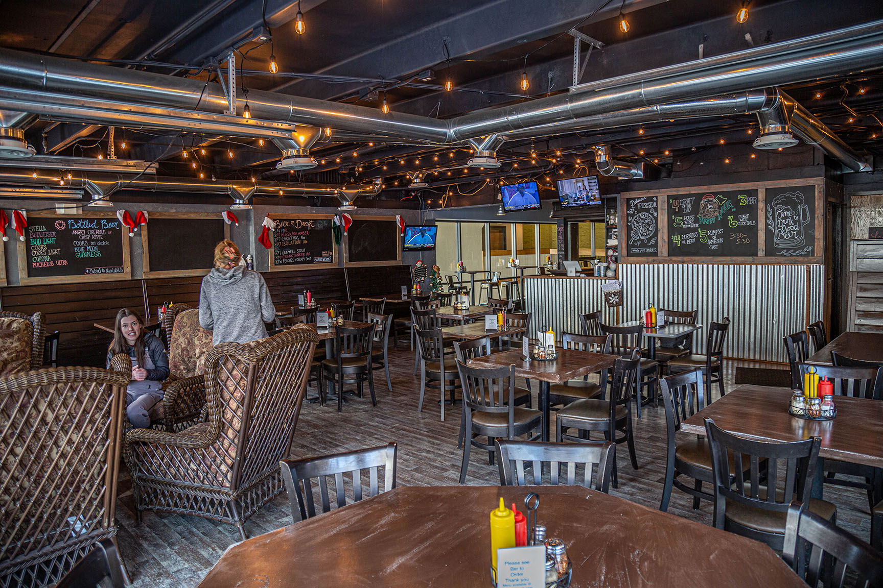 Iron Horse Tap - Mt Crested Butte Slopeside Restaurant & Bar