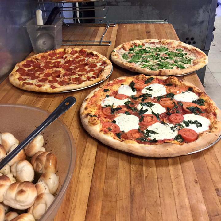 Pie Zanos Pizzeria - Gunnison Colorado