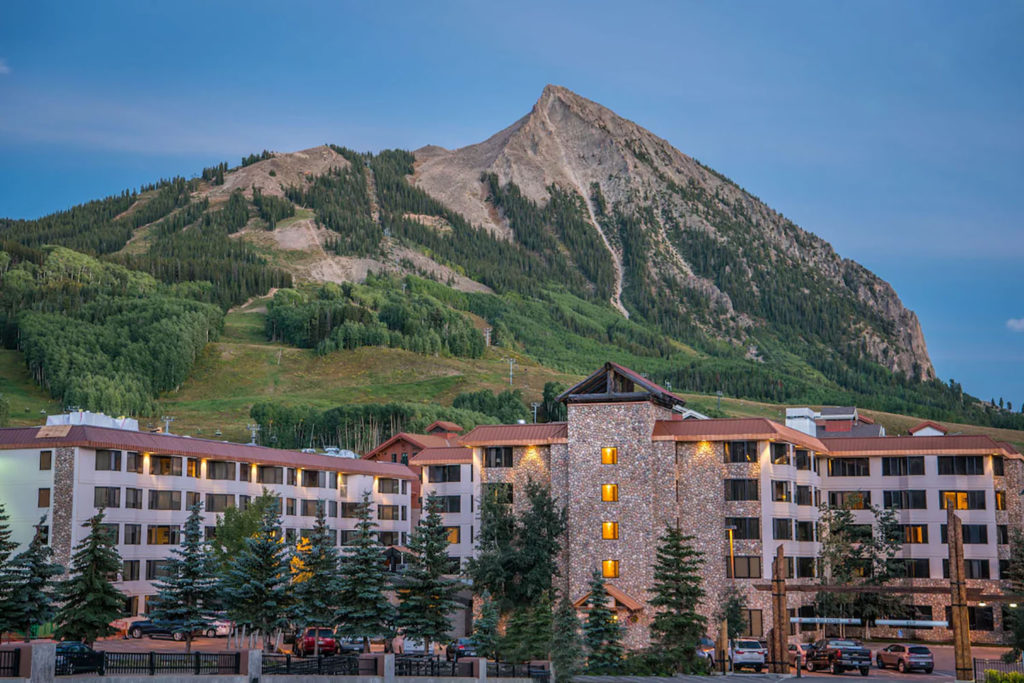 The Grand Lodge - Crested Butte Slopeside Hotel