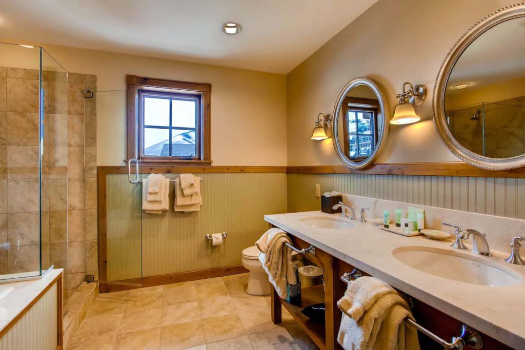 The Lodge at Mountaineer Square - Crested Butte Colorado