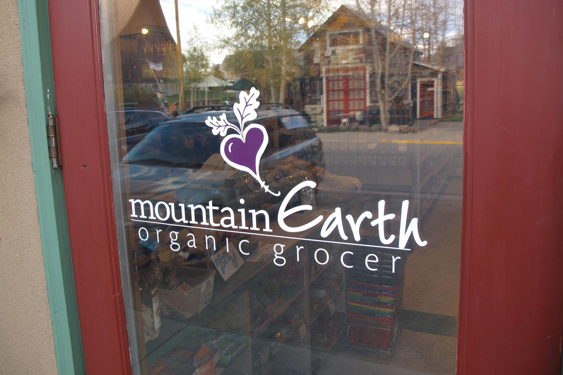 Mountain Earth Organic Grocer - Crested Butte Colorado