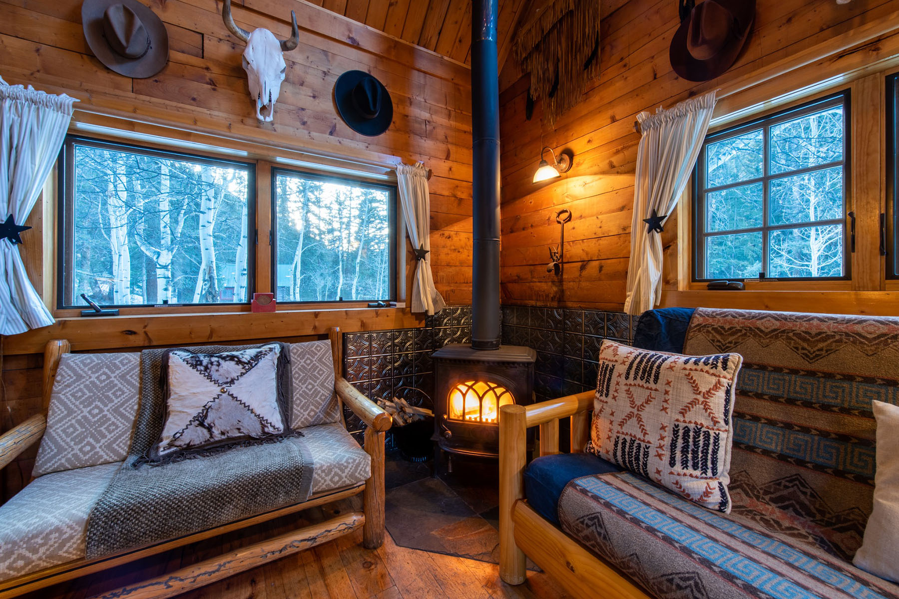 Pioneer Guest Cabins - Crested Butte Cabin Rentals