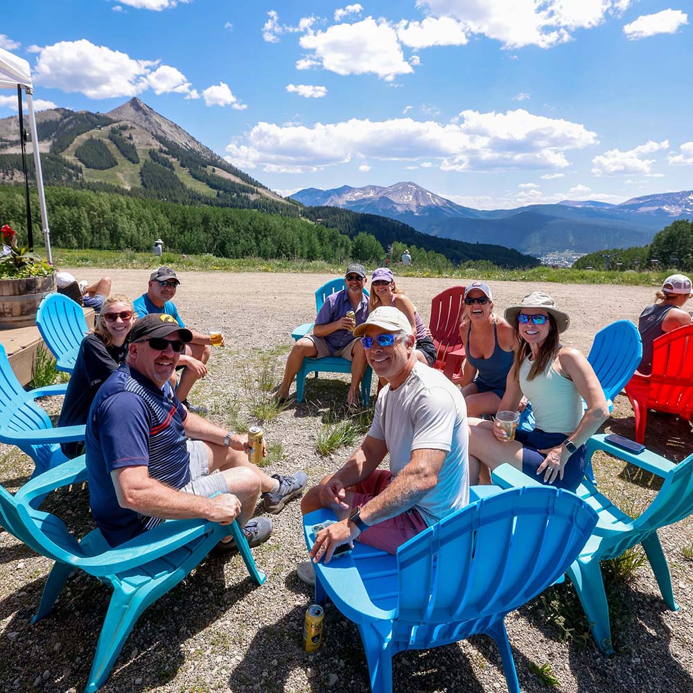 Umbrella Bar at Ten Peaks - Crested Butte on Mountain Restaurant